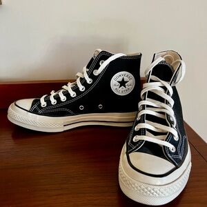 Chuck Taylor All Star Lift Platform Canvas | Black and Egret/Cream Converse